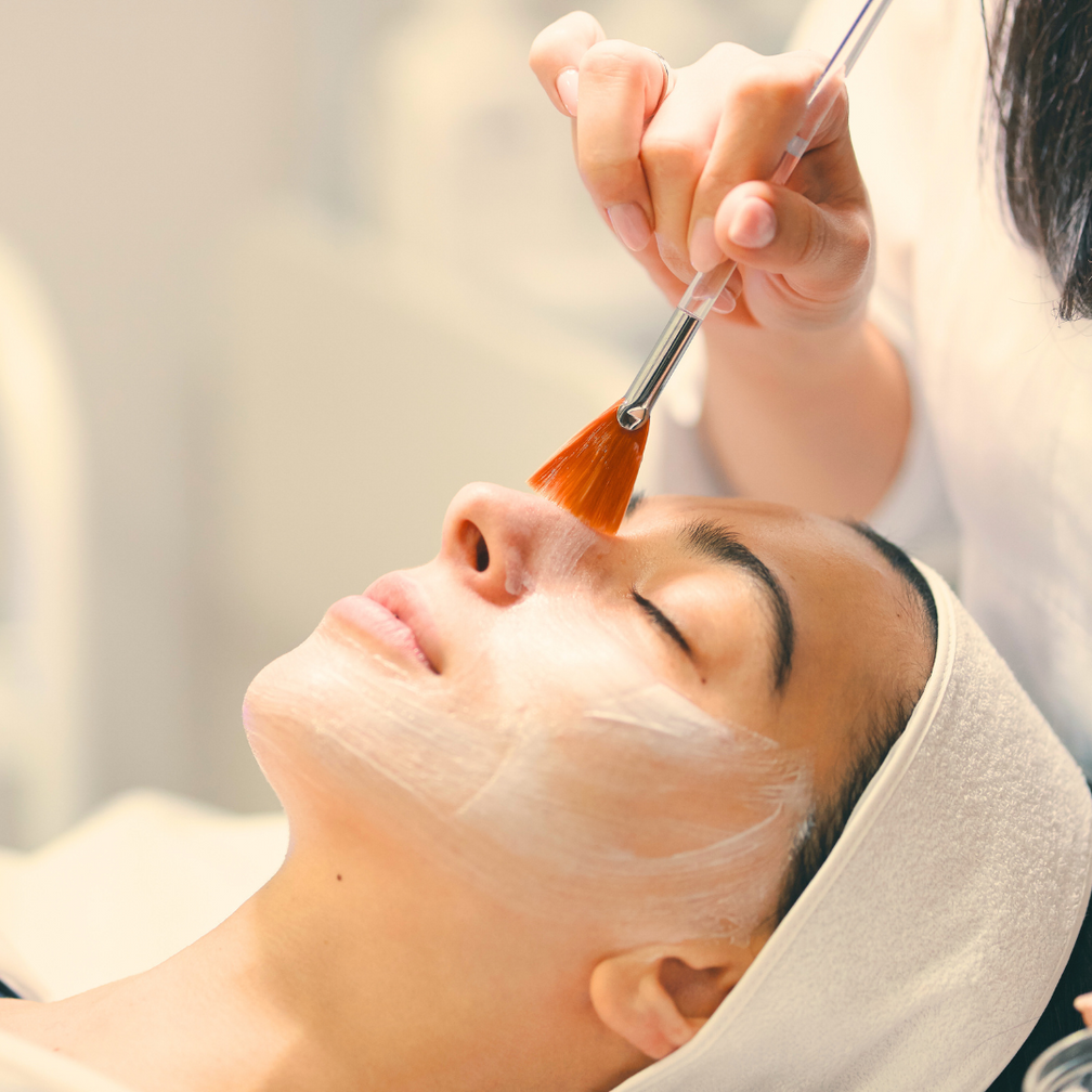 La Prairie Advanced Facial.jpg__PID:864b527b-3466-44e9-bee0-9400d61a0049